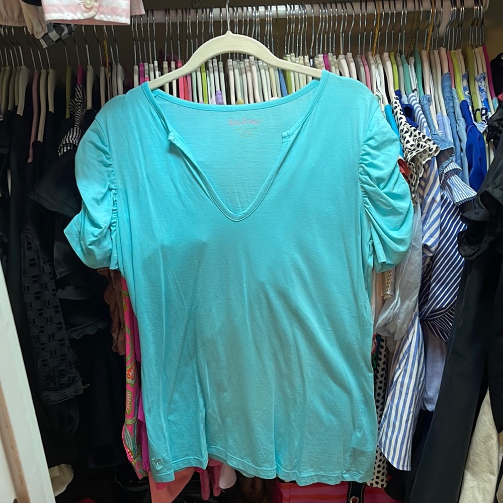 Lilly Pulitzer blue cotton top size large NEW!